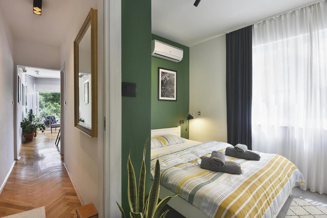 Place To Be - Center Apartment